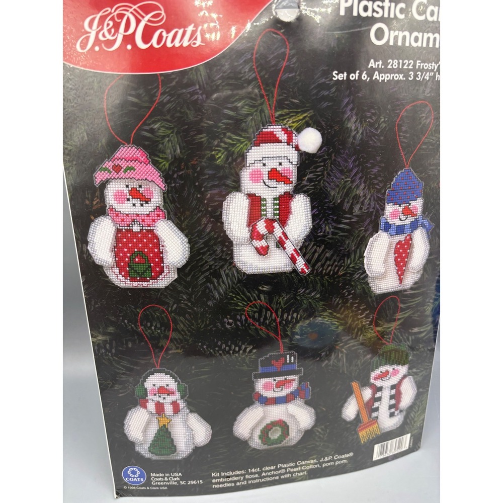 J&P‎ Coats Plastic Canvas Ornaments Kit Frosty's Friends Set of 6 Unopened